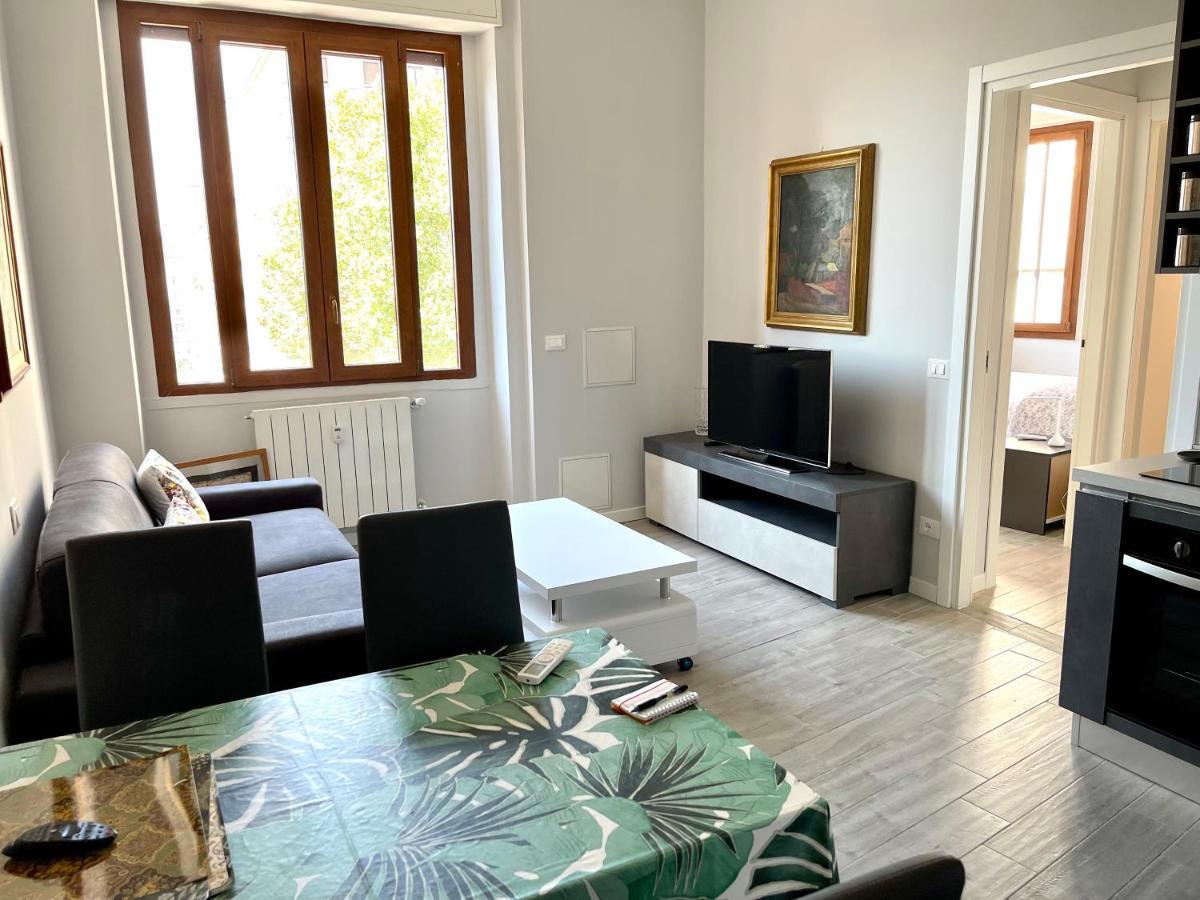 Appartement Enzo à Milan Extérieur photo